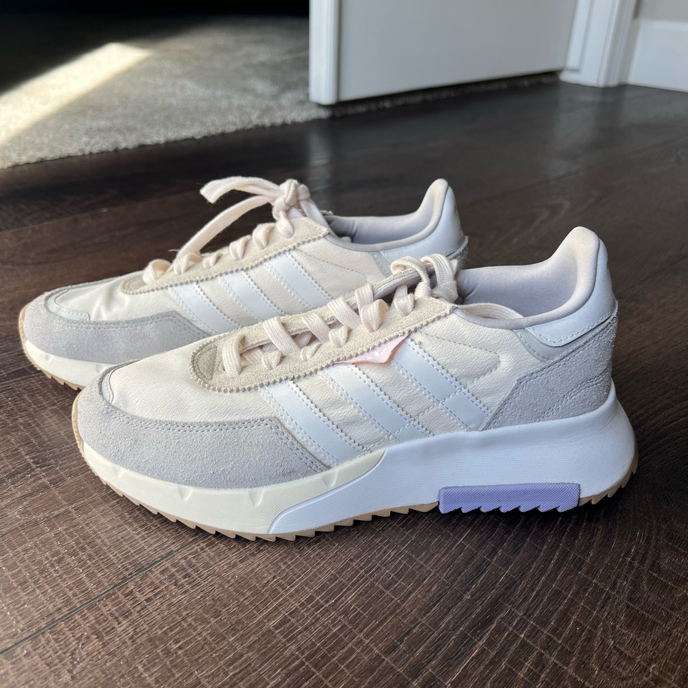 Women’s Adidas Sneakers